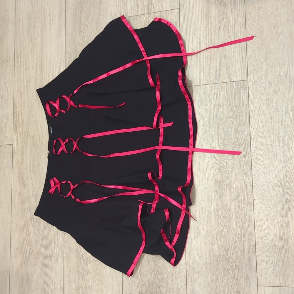 Lolita Style Black and Red Lace Up Tiered Skirt